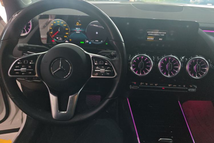 Used Mercedes-Benz EQA 2022 EQA 260 Center Console