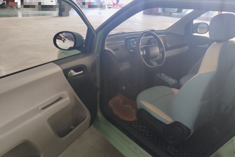 Used CHANGAN NEVO Lumin 2022 155 km – Refreshingly Sweet Edition Driver Seat