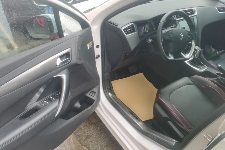 Used DS 5LS 2016 1.6T Style Edition THP160 Driver Seat