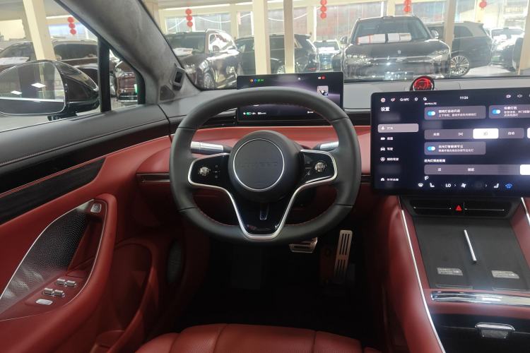 Used Hima Luxeed S7 2025 855 km Max