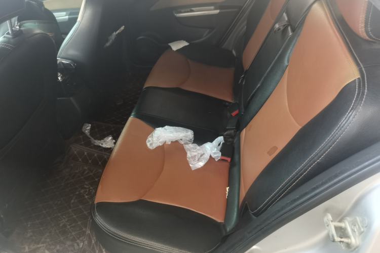 Used Baojun 630 2013 1.5L manual Comfort trim
