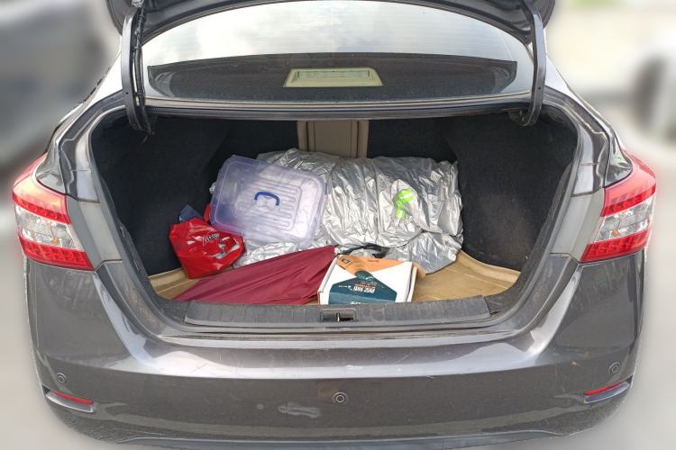 Used Nissan Sylphy 2012 1.6 XL CVT Luxury Edition Trunk