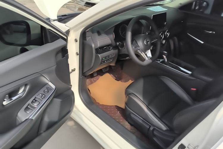 Used Nissan Sylphy 2020 1.6L XL CVT Smart Enjoyment Edition Driver Seat