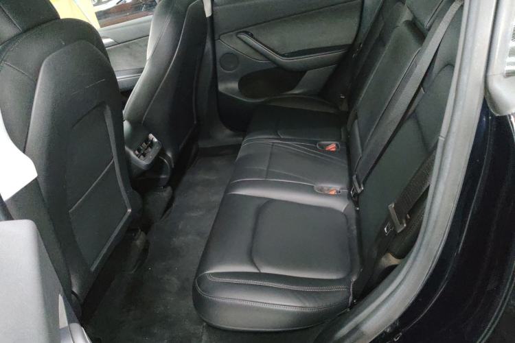 Used Tesla Model Y 2022 Rear-Wheel-Drive Version
