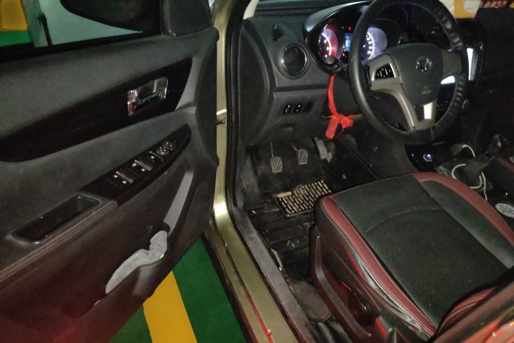 Used HYOSOW S3 2015 1.8L Prestige Version China V Emission Standard Driver Seat