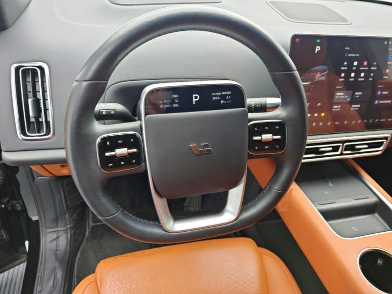 Used Li Auto L9 2022 Max model — 10