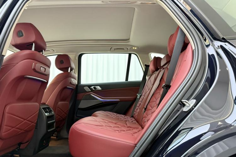 Used BMW X5 2023 xDrive 30Li Luxury M Sport Night Edition Package
