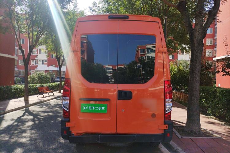 Used Iveco Eurocargo 2021 2.0T Manual Super Rui Long Wheelbase Short Overhang High Roof Side-Sliding Door F1A