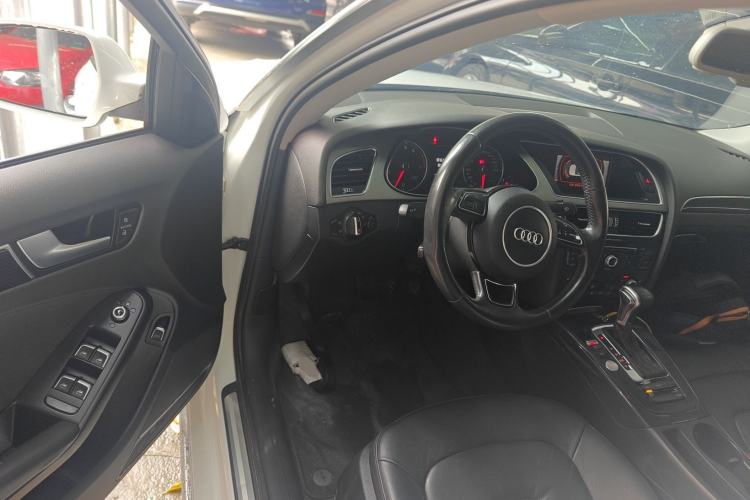 Used Audi A4L 2016 35 TFSI Collection Edition S line Comfort Model
