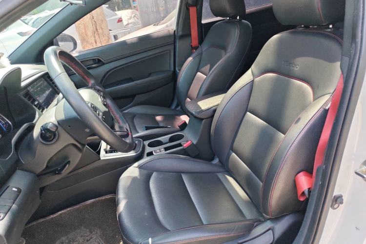 Used Hyundai Elantra (6th Generation / Lingdong) 2019 1.4T Dual-Clutch Xuan Dong · Dynamic Model