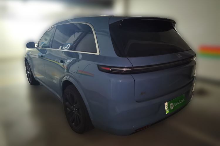 Used Li Auto L8 2023 Pro Model
