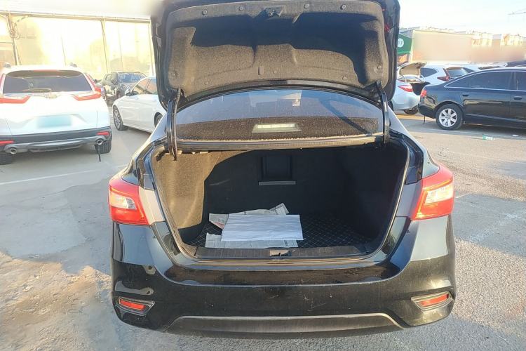 Used Nissan Sylphy 2016 1.6XV CVT Smart Enjoyment Version Trunk