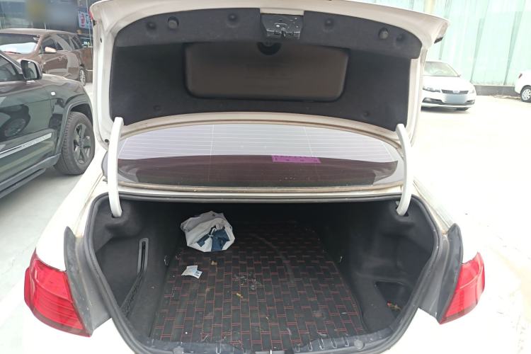 Used BMW 5 Series 2014 525Li Leading Model