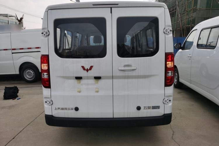 Used Wuling Yangguang 2025 Model 400km Bus Edition—Comfort Edition