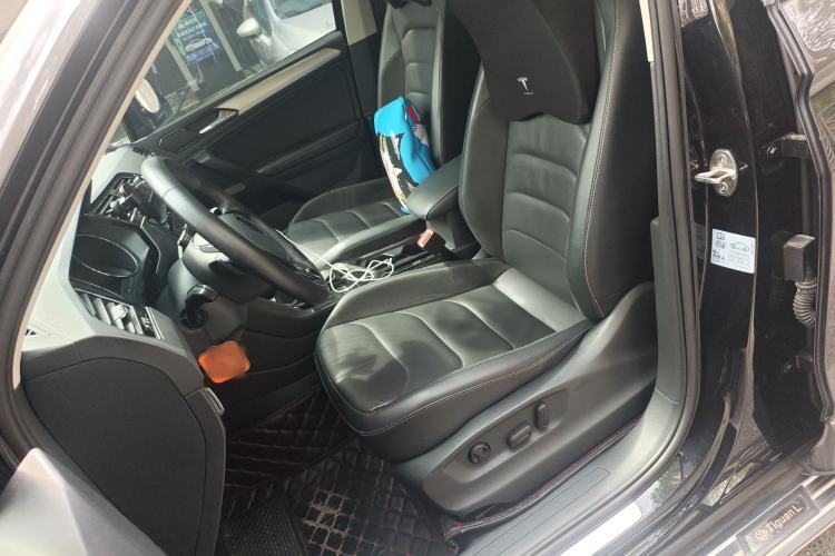 Used Volkswagen Tiguan L 2021 330TSI Automatic Two-Wheel Drive Smart Edition
