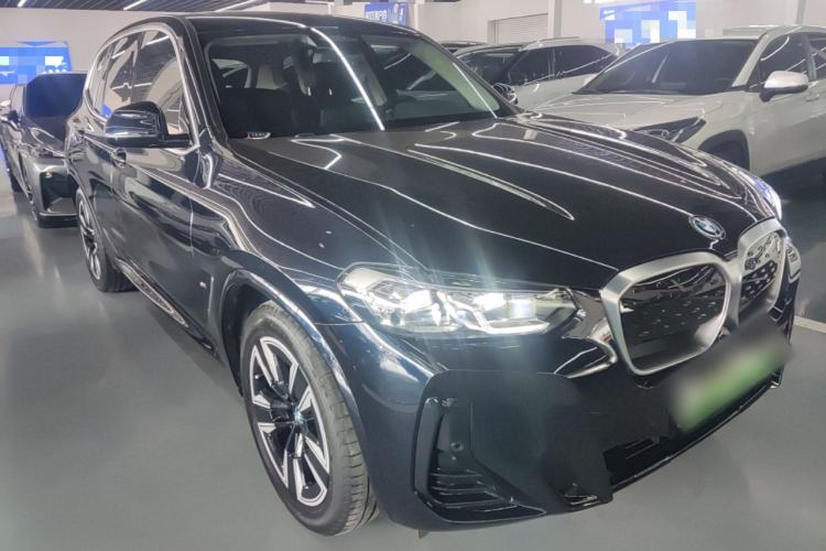 Used BMW iX3 2023 Leading Model Front Right 45 Deg