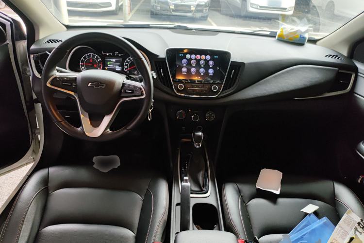 Used Chevrolet Monza 2019 Redline 320T Dual-Clutch Sporty Version China VI Standard Center Console