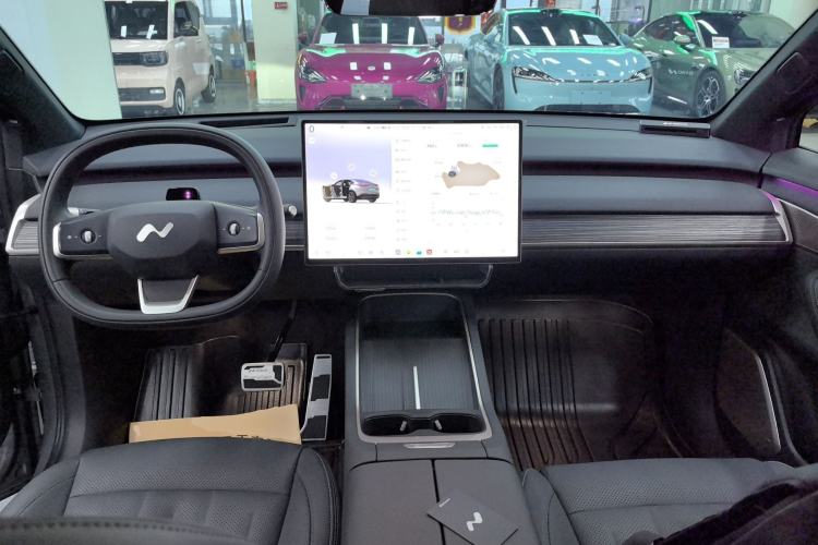 Used ONVO L60 2024 60 kWh Rear-Drive Version