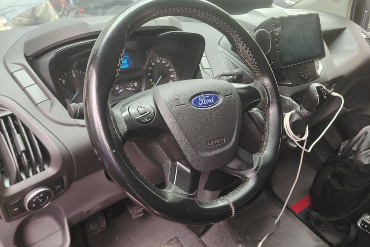 Used Ford Transit 2021 2.0T Diesel Manual Advanced Commercial Traveler Mid-Chassis Mid-Roof 9-Seater China VI