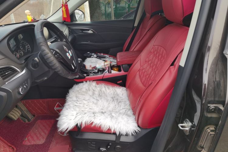 Used BORGWARD BX7 2018 28T Front-Wheel Drive Quality Enjoyment Version 5 Seats China VI Emission Standard
