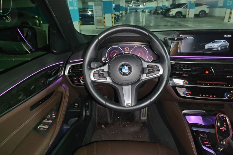 Used BMW 5 Series 2019 525Li M Sport Package