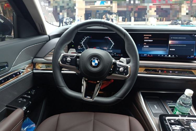 Used BMW 7 Series 2023 735Li M Sport Package
