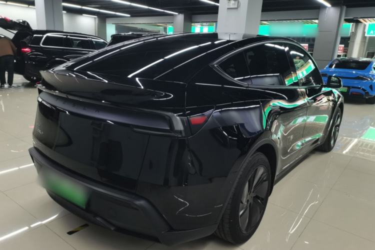 Used Tesla Model Y 2025 Rear-Wheel-Drive Version