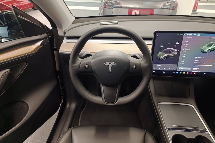 Used Tesla Model Y 2021 Standard Range Rear-Wheel Drive Version