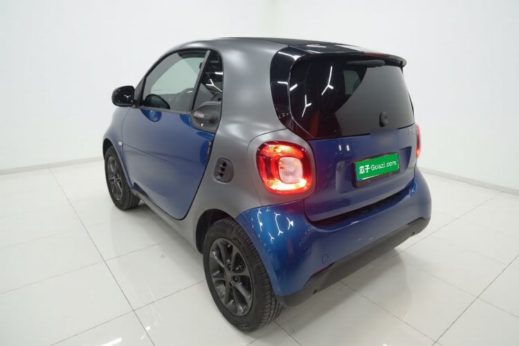Used smart fortwo 2018 1.0L 52kW Hardtop Dynamic Version China V