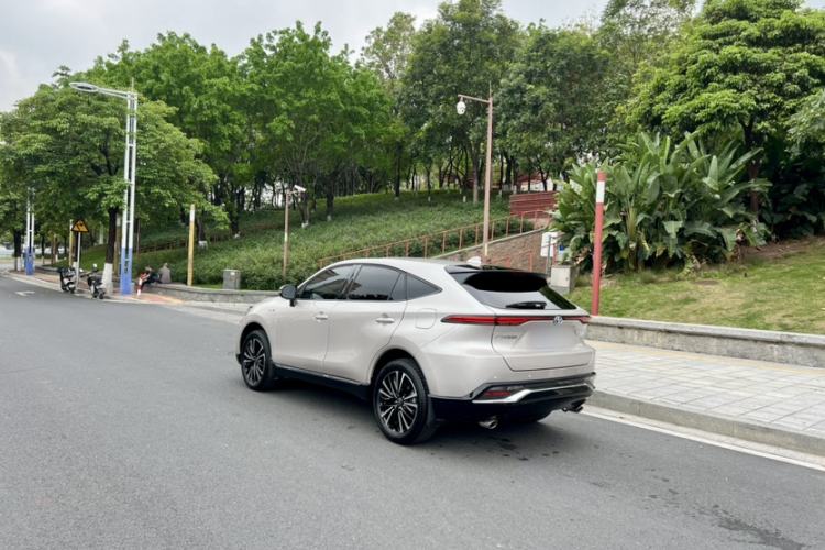 Used Toyota Venza 2022 Dual-Engine 2.5L CVT Two-Wheel Drive Prestige Edition Exterior 10