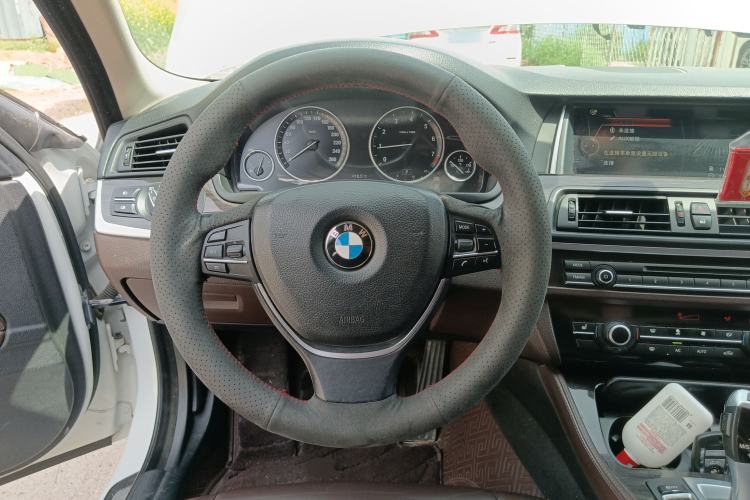 Used BMW 5 Series 2014 525Li Luxury Design Package
