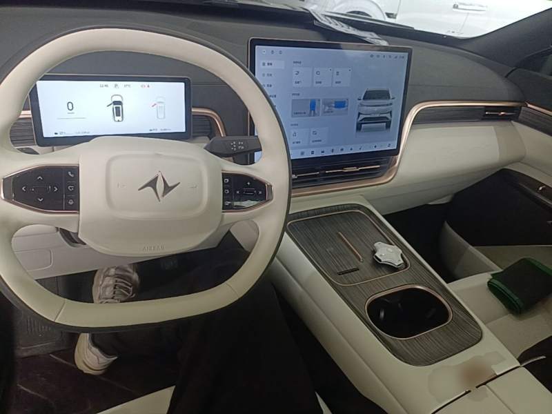 Used Dongfeng eπ eπ008 2024 636Max All-Electric Version 6 Seats — 9
