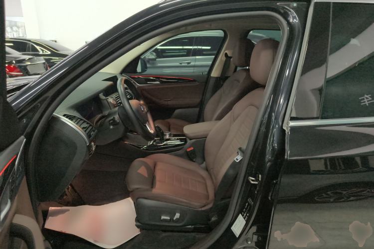 Used BMW X3 2021 Facelift xDrive25i Luxury Package Left Front Seat