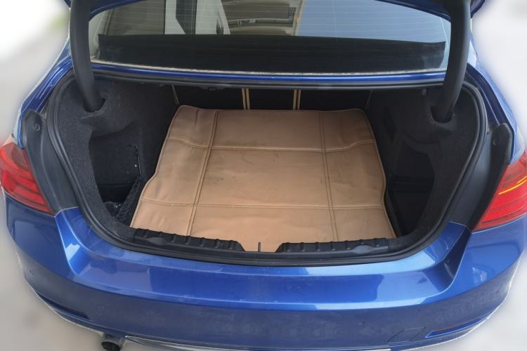 Used BMW 3 Series 2015 320Li Luxury Edition Fashion Model
