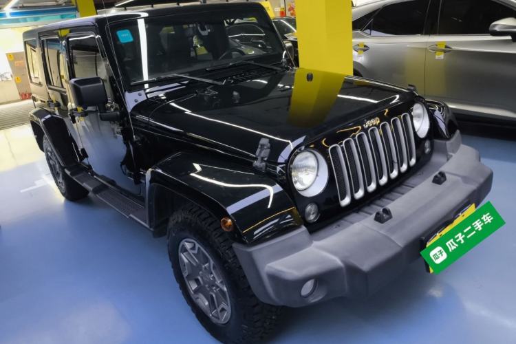 Used Jeep Wrangler 2015 3.0L Sahara Four-Door Comfort Edition
