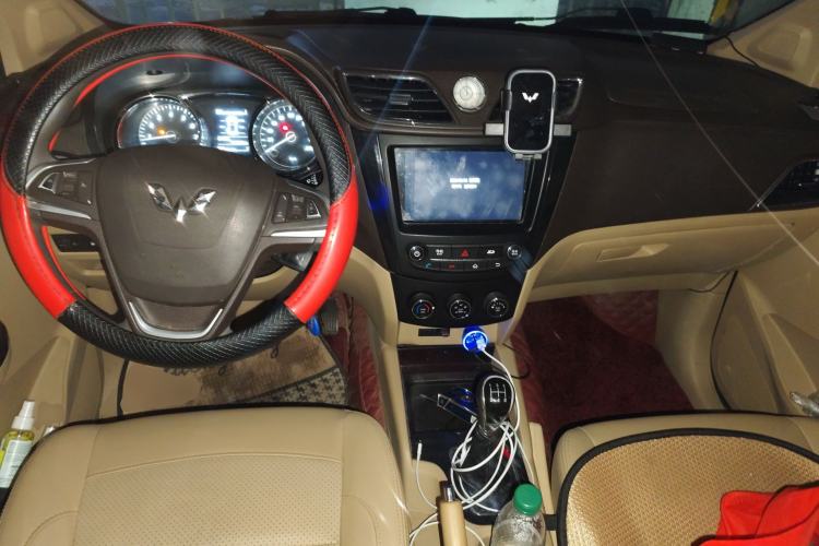 Used Wuling Hongguang 2016 1.5L S1 Deluxe Model China V-standard