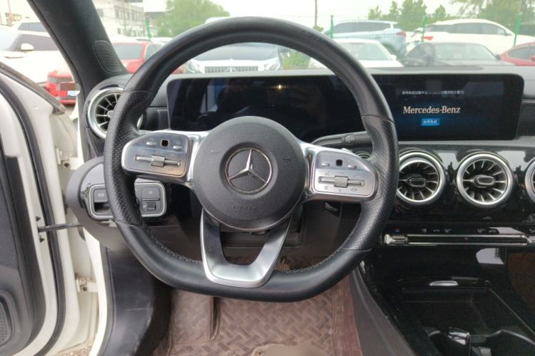 Used Mercedes-Benz A-Class 2021 A 200 L Sport Sedan Fashion Model
