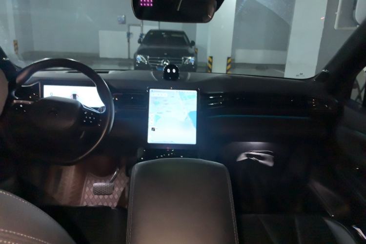 Used Nio ES8 2022 100 kWh Six-Seater Version Center Console