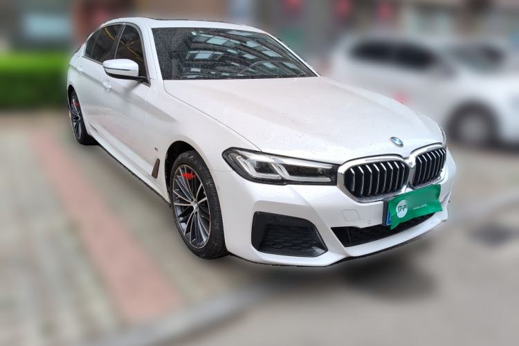 Used BMW 5 Series 2023 530Li Leading Model M Sport Package Front Right 45 Deg