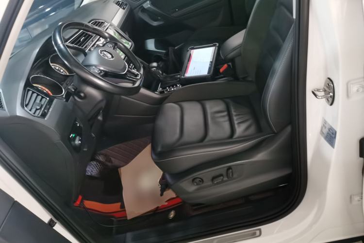 Used Volkswagen Tiguan L 2019 Updated Version 330TSI Automatic Two-Wheel Drive Panoramic Comfort Edition China VI Standard