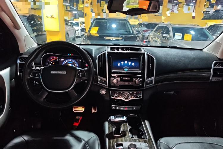 Used Haval H9 2017 2.0T Gasoline 4x4 Luxury 7-Seater
