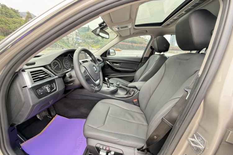 Used BMW 3 Series 2016 320Li Ambition Model Interior 4