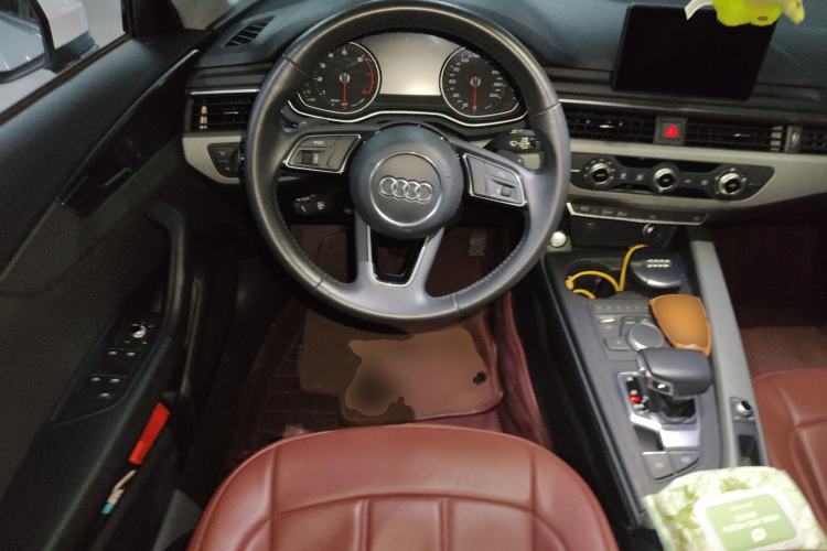 Used Audi A4L 2018 30th Anniversary Edition 40 TFSI Trendy Model
