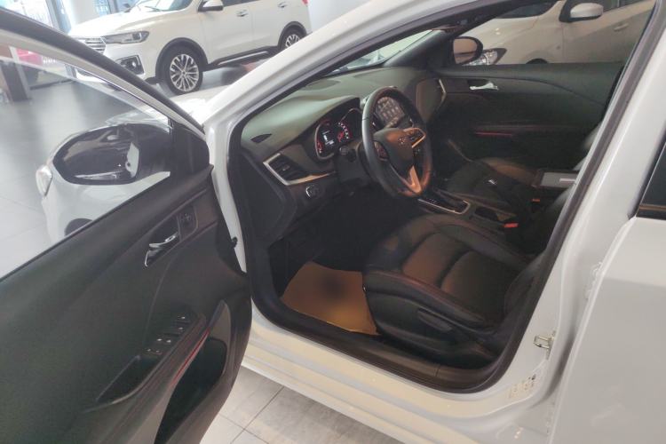 Used Chevrolet Monza 2019 RS 330T Automatic Comfort Edition China VI Standard Driver Seat