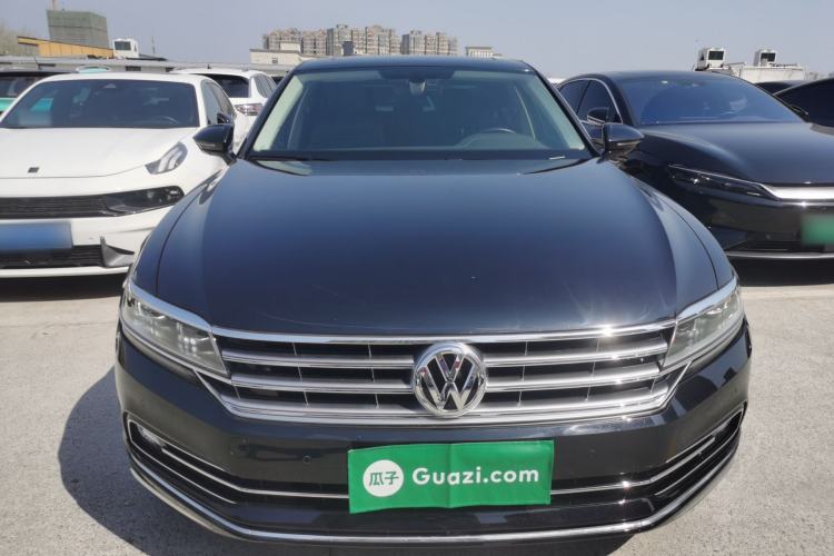 Used Volkswagen Phideon 2019 380TSI Two-Wheel Drive Business Edition China VI Standard
