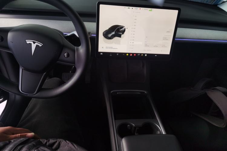 Used Tesla Model Y 2024 Rear-Wheel-Drive Version