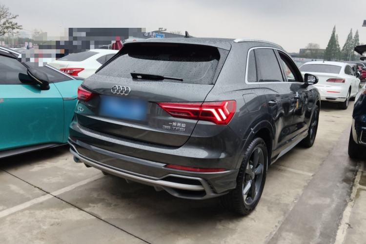 Used Audi Q3 2021 35 TFSI Fashion Dynamic Model