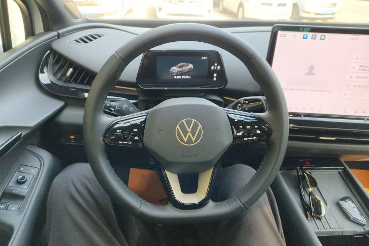 Used Volkswagen ID.UNYX 2024 Pro Long-Range Version
