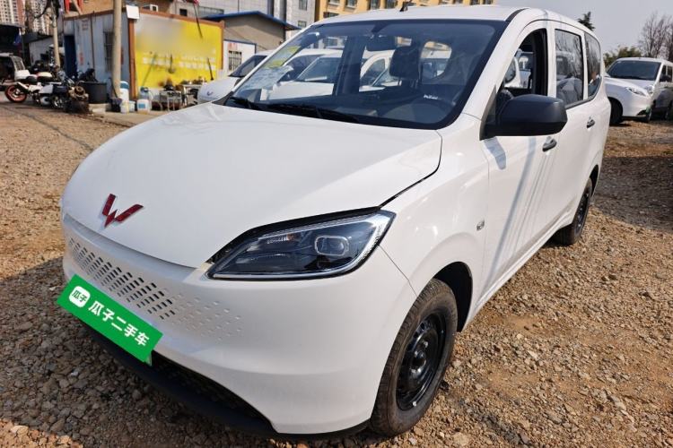 Used Wuling Hongguang New Energy 2025 Extended-Range Hybrid 50 km Standard Version