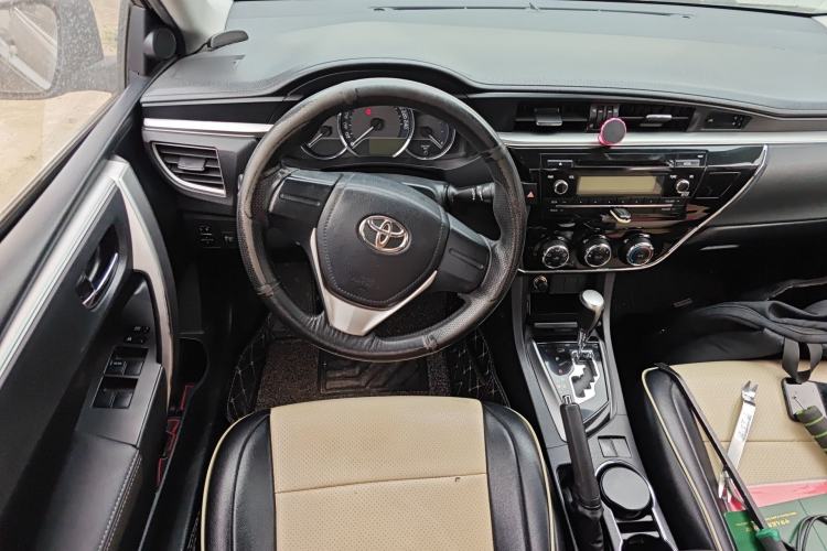 Used Toyota Corolla 2014 1.6L CVT GL Steering Wheel